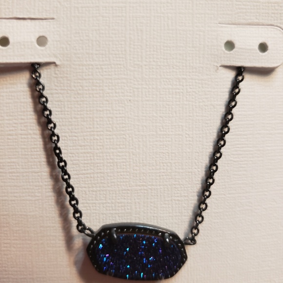 Kendra Scott Elisa Necklace - Picture 2 of 2